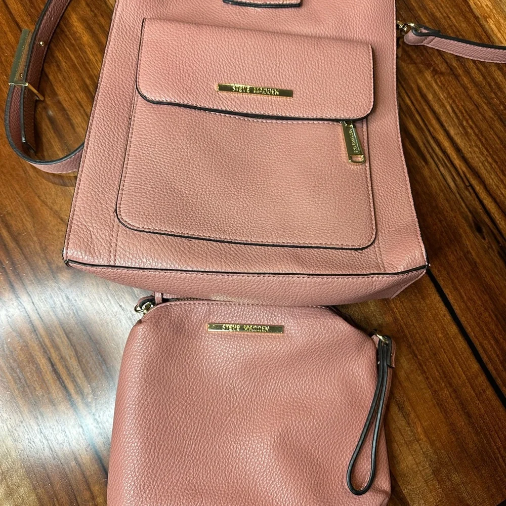Steve Madden Pink Shoulder Bag Set with Modern Design - Picture 4 of 7